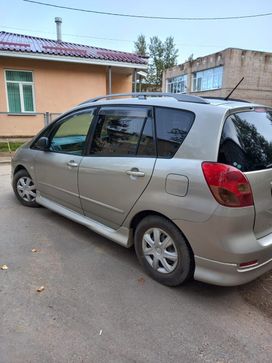    Toyota Corolla Spacio 2001 , 670000 , 
