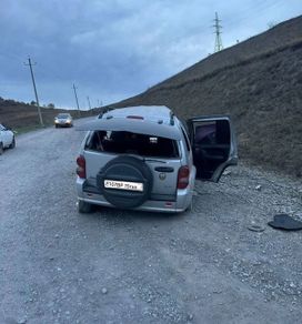 SUV   Jeep Cherokee 2002 , 90000 , 