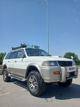 SUV   Mitsubishi Challenger 1998 , 950000 , 