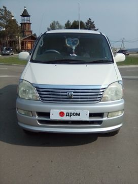    Toyota Hiace Regius 2001 , 1350000 , --
