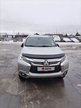 SUV   Mitsubishi Pajero Sport 2018 , 2500000 , 