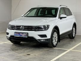 SUV   Volkswagen Tiguan 2017 , 2640000 , 