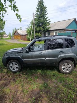 SUV      2021 , 900000 , 