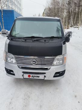    Nissan Caravan 2011 , 780000 , 