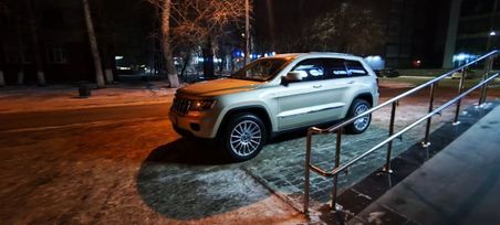 SUV   Jeep Grand Cherokee 2011 , 2150000 , 