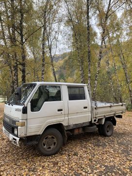   Toyota Hiace 1992 , 700000 , 