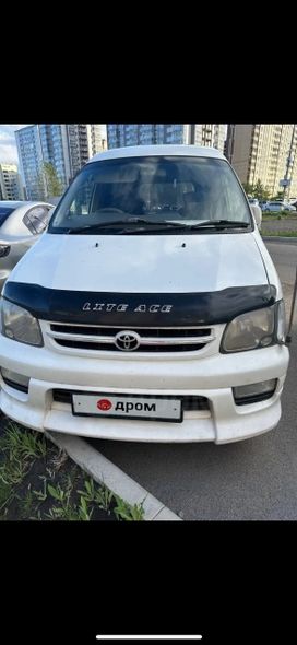    Toyota Town Ace Noah 2001 , 900000 , 