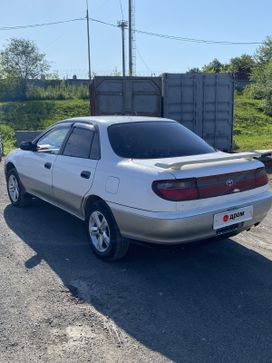  Toyota Carina 1993 , 200000 , 