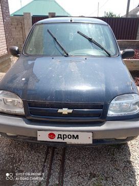 SUV   Chevrolet Niva 2004 , 295000 , 