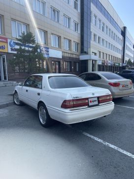  Toyota Crown 1998 , 585000 , 