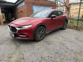 SUV   Mazda CX-4 2023 , 3300000 , --