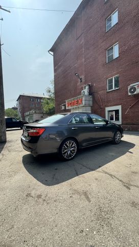  Toyota Camry 2012 , 1900000 , 