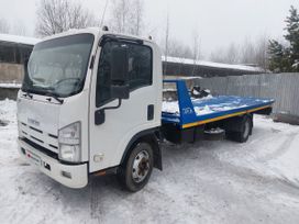  Isuzu NP 2016