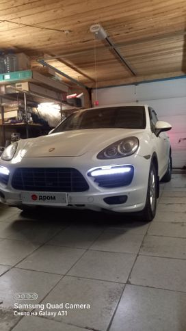 SUV   Porsche Cayenne 2012 , 2500000 , 