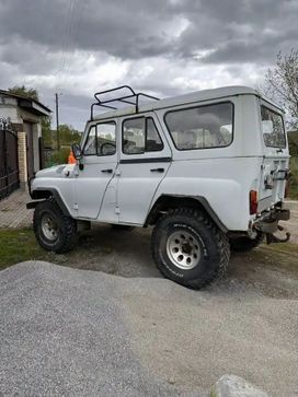 SUV    3151 1999 , 215000 , 