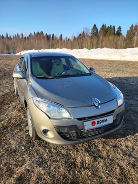 Renault Megane 2013 , 700000 , 