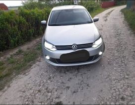  Volkswagen Polo 2011 , 640000 ,  