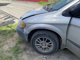    Chrysler Voyager 2002 , 400000 , 