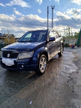 SUV   Suzuki Grand Vitara 2007 , 900000 , -