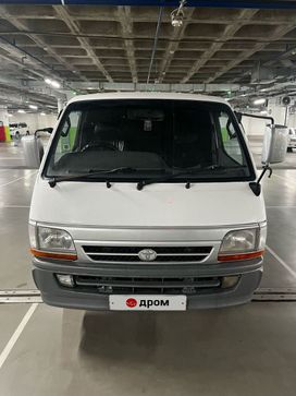   Toyota Regius Ace 2001 , 970000 , 
