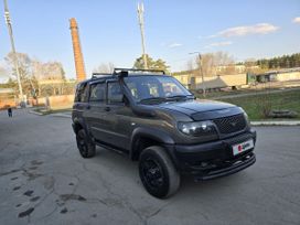 SUV     2009 , 657000 , 