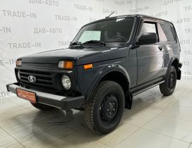  3     2023 , 880000 , 