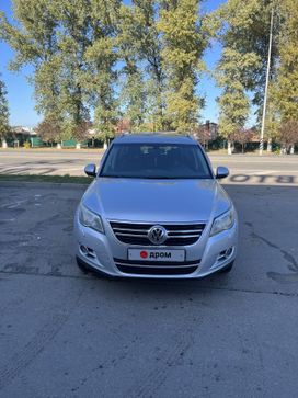 SUV   Volkswagen Tiguan 2010 , 1200000 , 