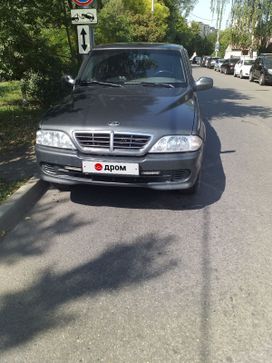 SUV      2009 , 800000 , 
