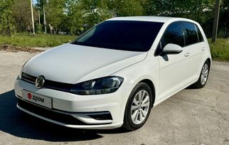  3  Volkswagen Golf 2019 , 2090000 , 