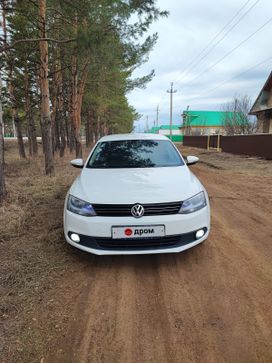  Volkswagen Jetta 2014 , 900000 , 