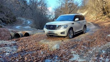SUV   Nissan Patrol 2011 , 2444000 , 