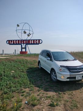    Toyota Nadia 2000 , 700000 , 