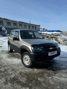SUV   Chevrolet Niva 2010 , 305000 , 