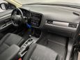 SUV   Mitsubishi Outlander 2016 , 1997000 , 