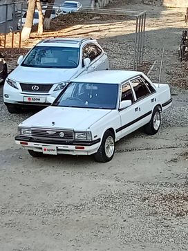  Nissan Laurel 1986 , 600000 , 