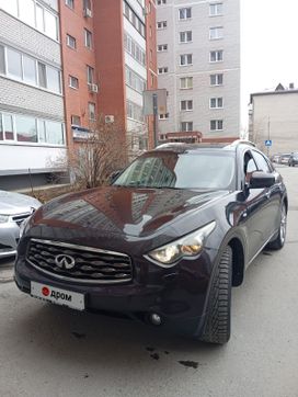 SUV   Infiniti FX37 2010 , 2450000 , 