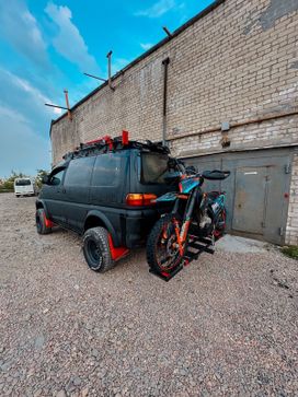    Mitsubishi Delica 1996 , 1600000 , 