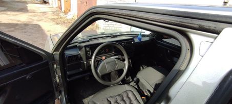  Volkswagen Golf 1989 , 215000 ,  