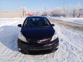  Toyota Vitz 2013 , 830000 , 
