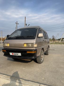    Toyota Lite Ace 1989 , 400000 , -