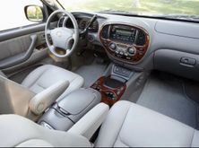  Sequoia, 2005