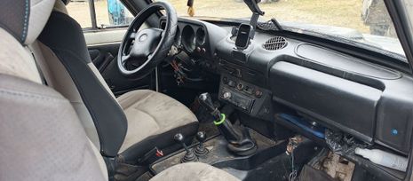  3   4x4 2121  1990 , 160000 , 