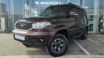 SUV     2019 , 999000 , 