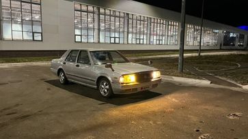  Nissan Gloria 1998 , 215000 , 