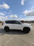 SUV или внедорожник Toyota Land Cruiser Prado 2022 года, 5600000 рублей, 