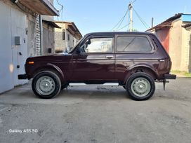  3   4x4 2121  2011 , 515000 , 