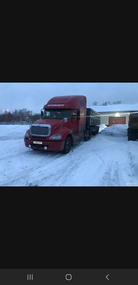   Freightliner Columbia 2003 , 3650000 , 