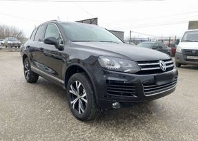 SUV   Volkswagen Touareg 2012 , 2245000 , 