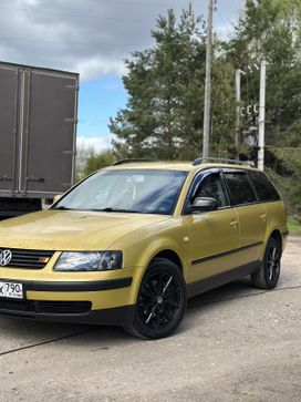  Volkswagen Passat 2000 , 490000 , 