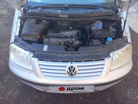    Volkswagen Sharan 2001 , 600000 , 